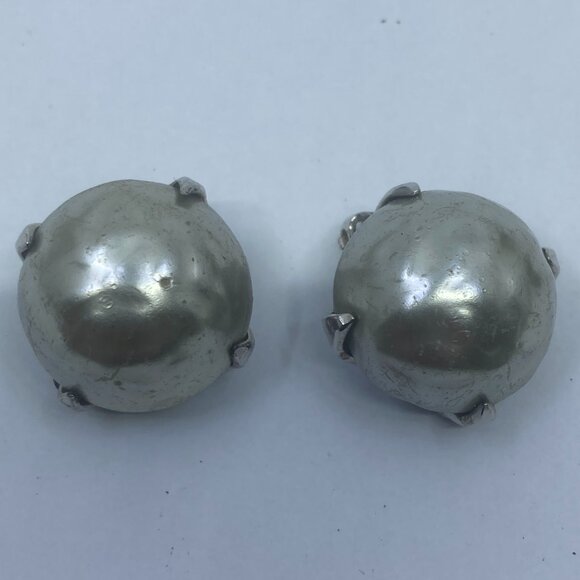 Vtg SHERMAN faux pearl earrings - Picture 1 of 5